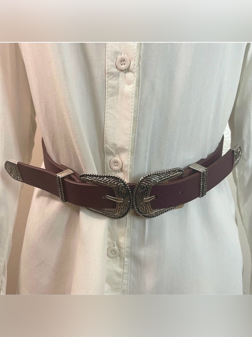 Magenta old silver tone double buckle skinny belt